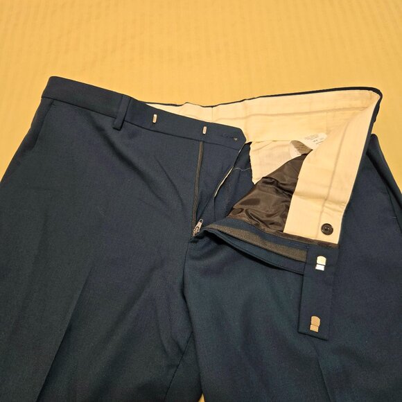 Paul Smith Italian Made Gents Tailored Fit 2 Button Suit - Picture 13 of 16